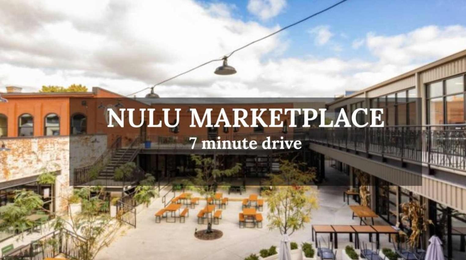 Apartment Rock & Roll Retreat In The Heart Of
