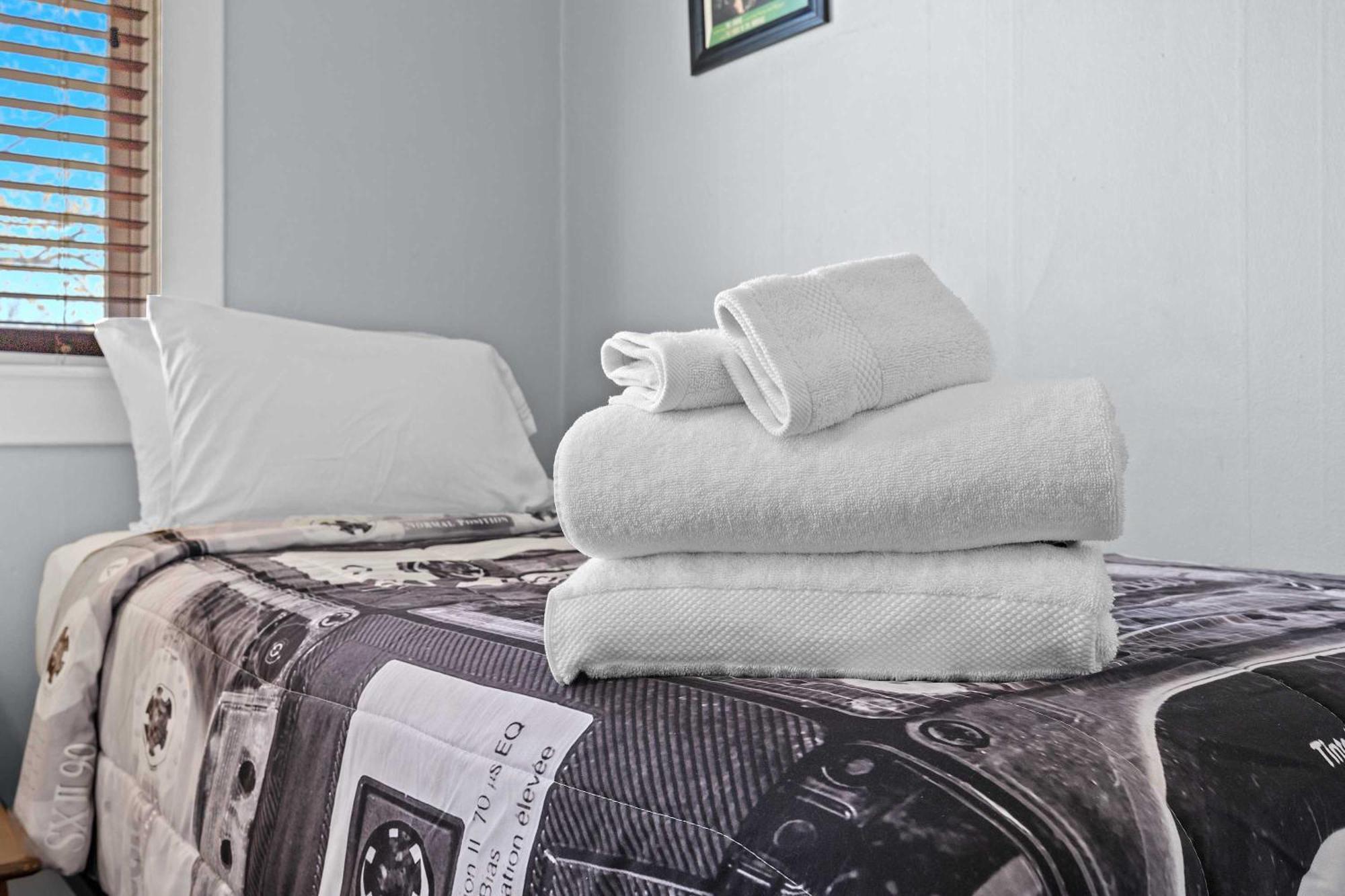 Rock & Roll Retreat In The Heart Of Apartment *
